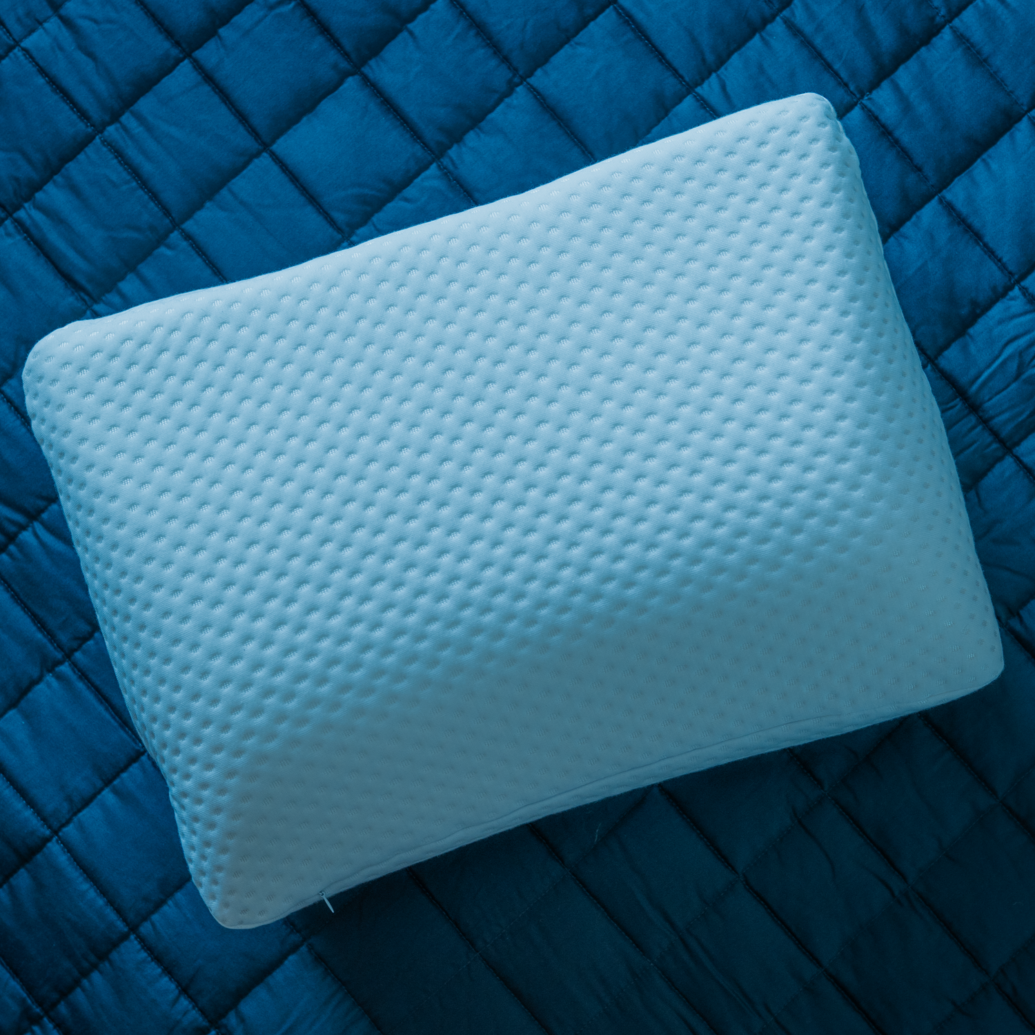 AIWO Pillow