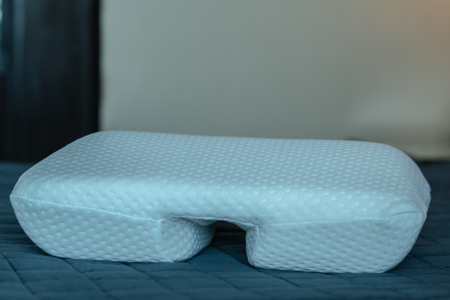 AIWO Pillow
