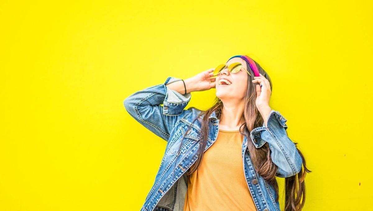 Unlocking the Benefits of Vitamin D: Sources, Deficiency Signs, and Health Perks